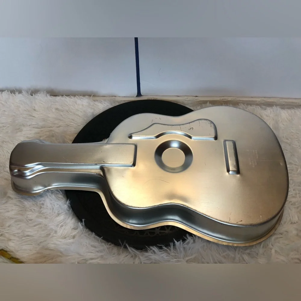 Vintage Wilton Cake Baking Pan Guitar 1977